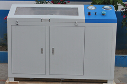 高壓油管氣密封檢測裝置